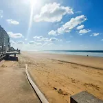 In St Gilles Croix De Vie With Wifi Nyaraló *