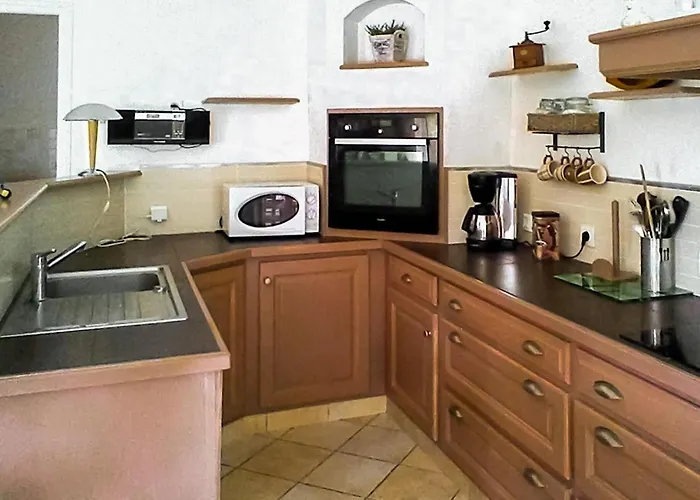 In St Gilles Croix De Vie With Wifi Holiday home Saint-Gilles-Croix-de-Vie