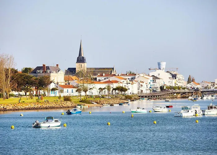 In St Gilles Croix De Vie With Wifi Holiday home